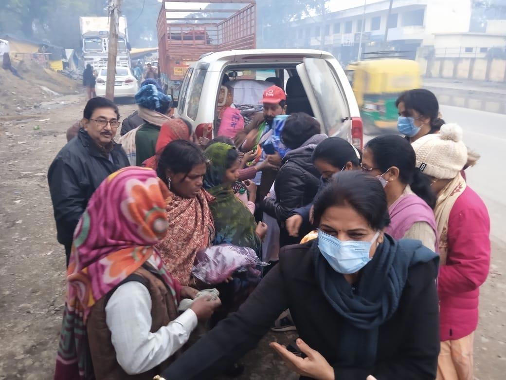 कम्बल वितरण कार्यक्रम